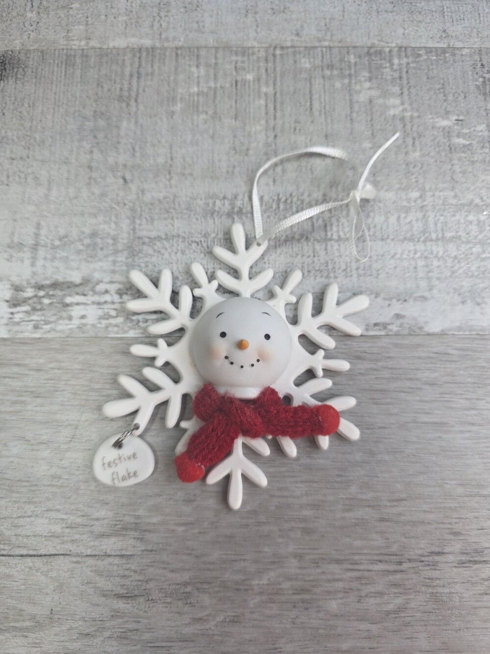 Dept 56 Fashion Festive Flake Snowflake Christmas Ornament 281c